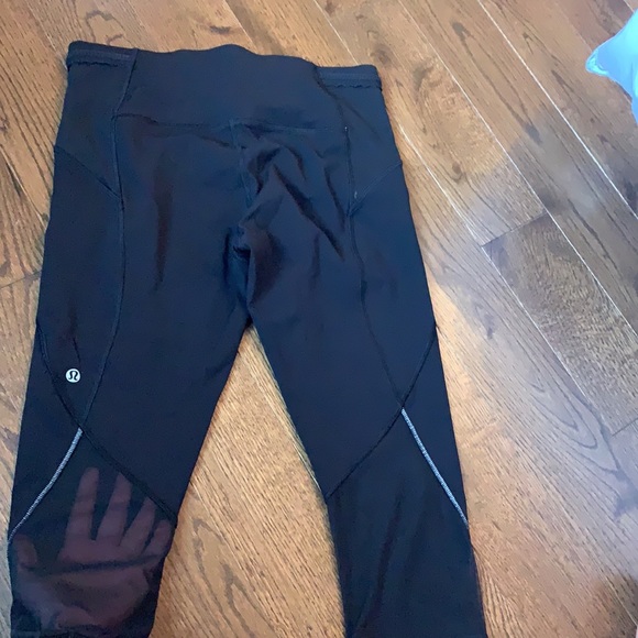 Lululemon Black Crop Mesh Leggings - Picture 4 of 7